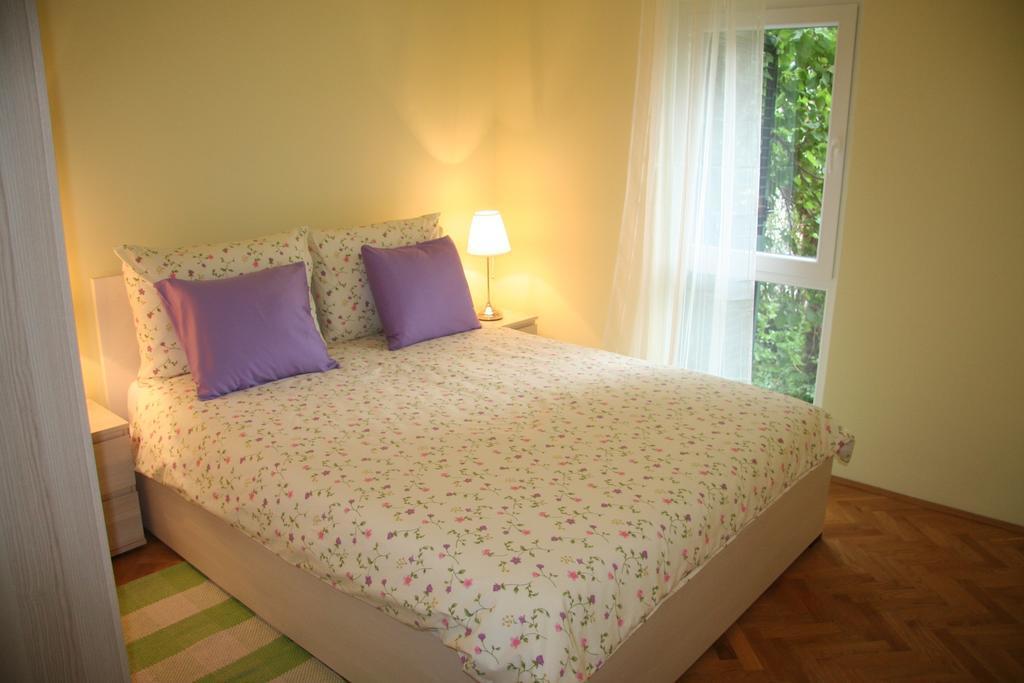 Sabina Apartments Оміш Номер фото